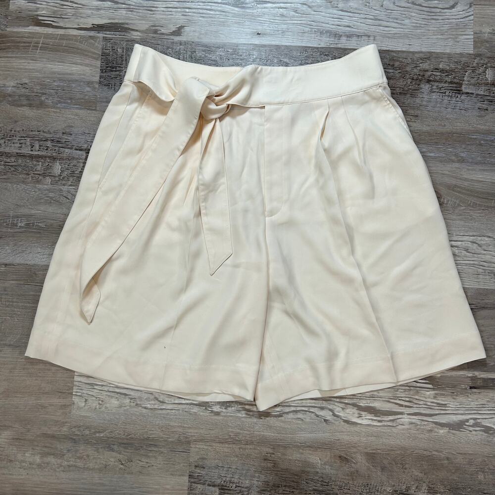 Lauren Ralph Lauren Cream High-Waist Tie Front Jean Shorts